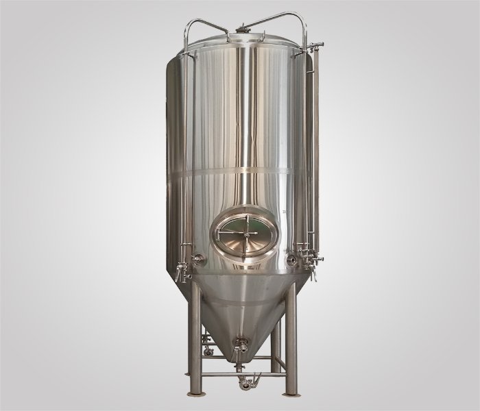 <b>Fermenteur conique double paroi 4000L</b>